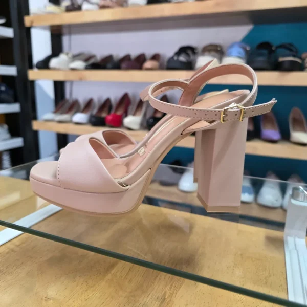 Vizzano Sandalias De Tacón Cuadrado Con Plataforma - Beige