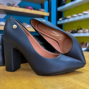 Vizzano Tacón Puntudo – Negro