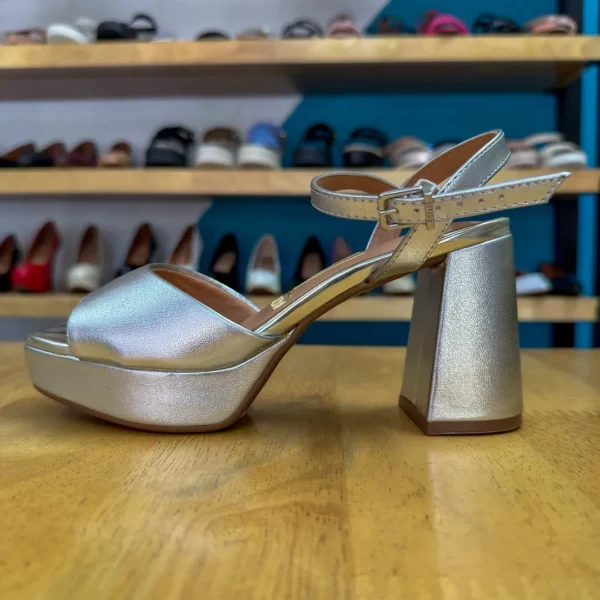 Vizzano Sandalia Tacon Alto Con Plataforma - Plata