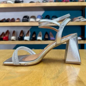 Vizzano Sandalia Tacon Alto – Plata
