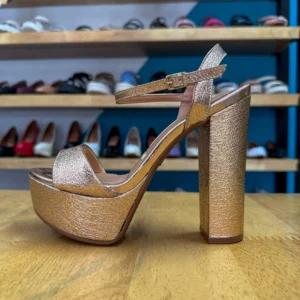 Vizzano Sandalia Tacón Alto Con Plataforma – Oro Rosa