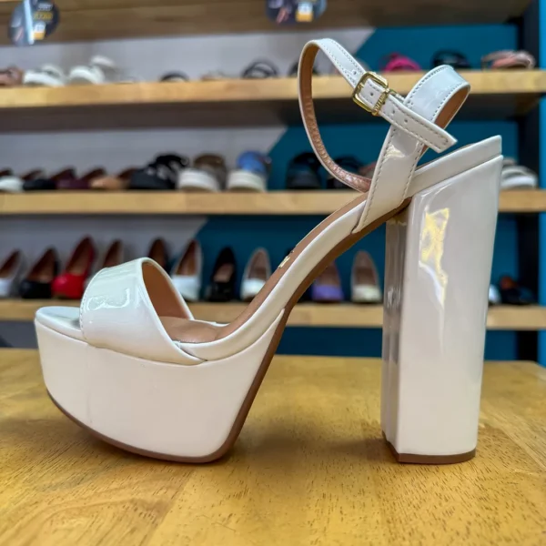 Vizzano Sandalia Tacón Alto Con Plataforma - Blanco Charol