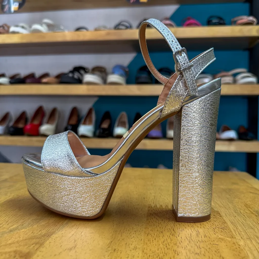 Vizzano Sandalia Tacón Alto Con Plataforma – Plata