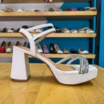 TACÓN SANDALIA CON PLATAFORMA BLANCO, foto 2